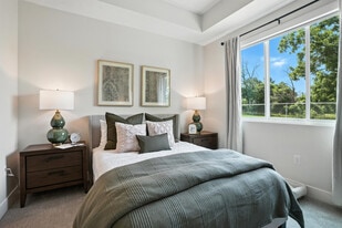 Building Photo - Aura Independent Living