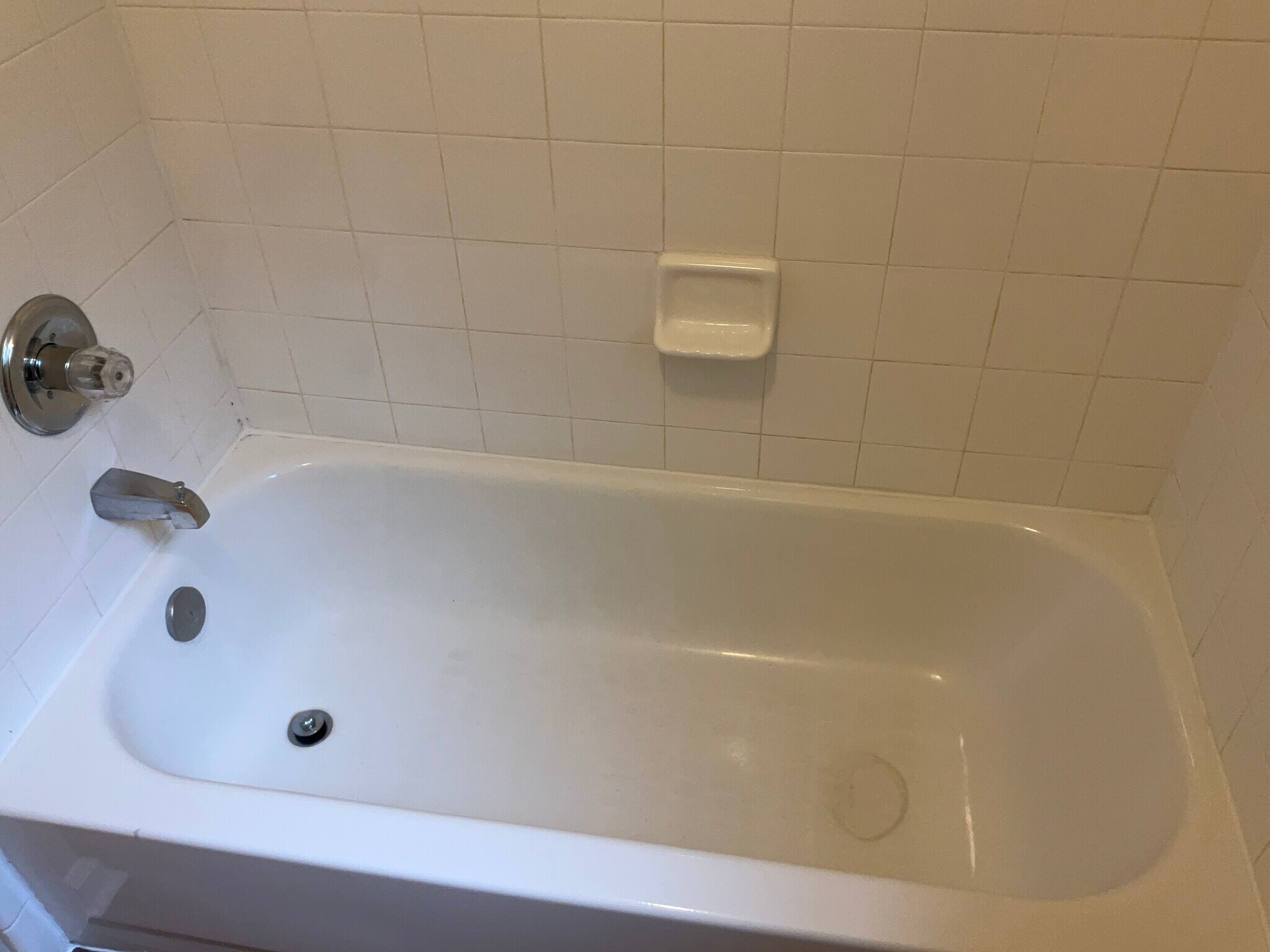 Building Photo - 7691 Enderby Ave E