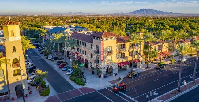 Building Photo - 20465 W Ridge Rd