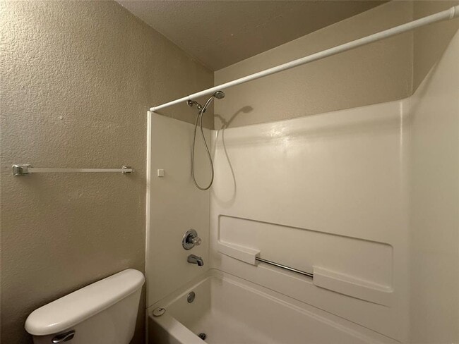 Building Photo - 2522 Stapleford Dr