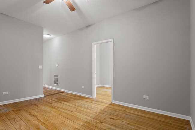 Building Photo - 1706 W 17th St