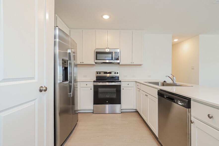 Building Photo - 518 Chevre Rd