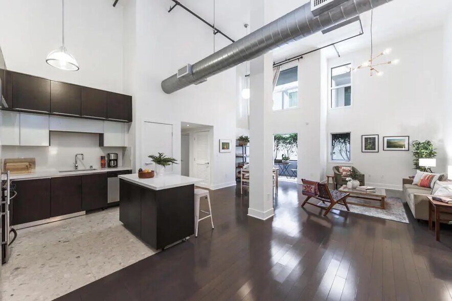 Building Photo - 1730 Sawtelle Blvd