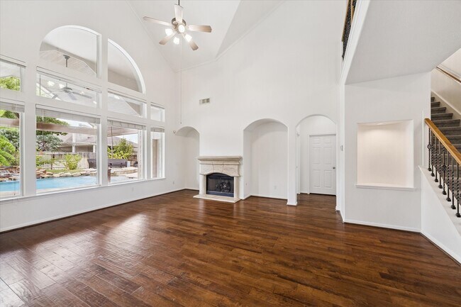 Building Photo - 23814 Seventh Heaven