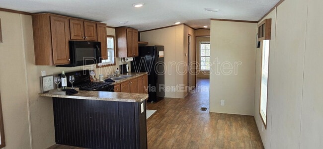 Building Photo - 151 Hartford Tpke