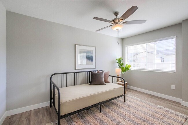 Interior Photo - Eugene Eddy