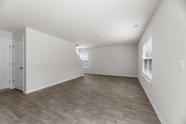 Building Photo - 4008 Madeline Farm Blvd