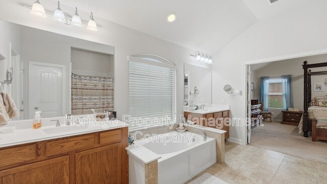 Building Photo - 2084 Tejas Pecan
