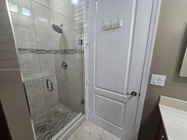 Building Photo - 1344 SW 2nd Ct