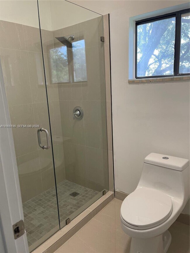 Building Photo - 4157 SW 85th Ave
