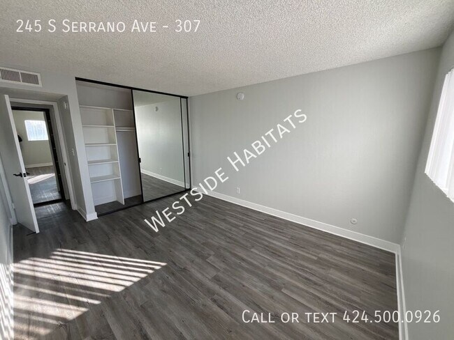 Building Photo - 245 Serrano Ave