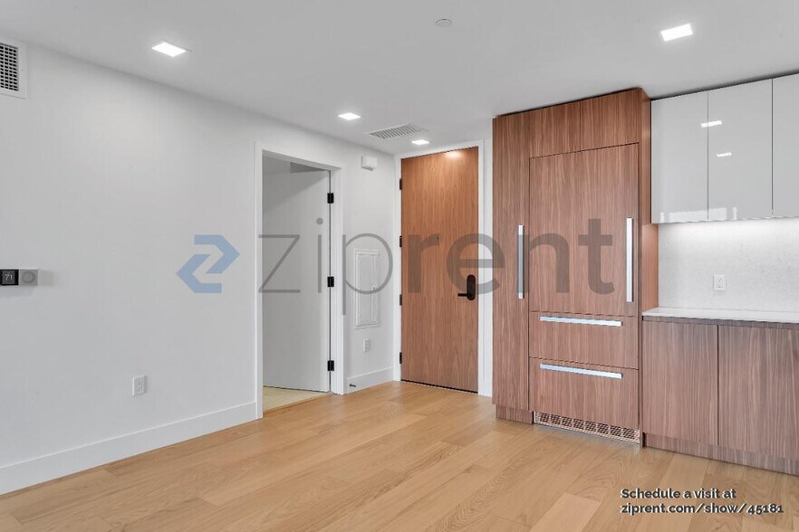 Building Photo - 2177 3rd St