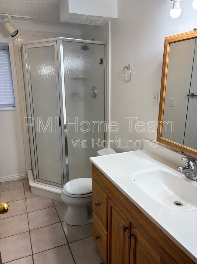 Building Photo - 463 W 2300 S