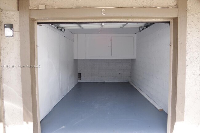 Building Photo - 2113 NW 59th Terrace