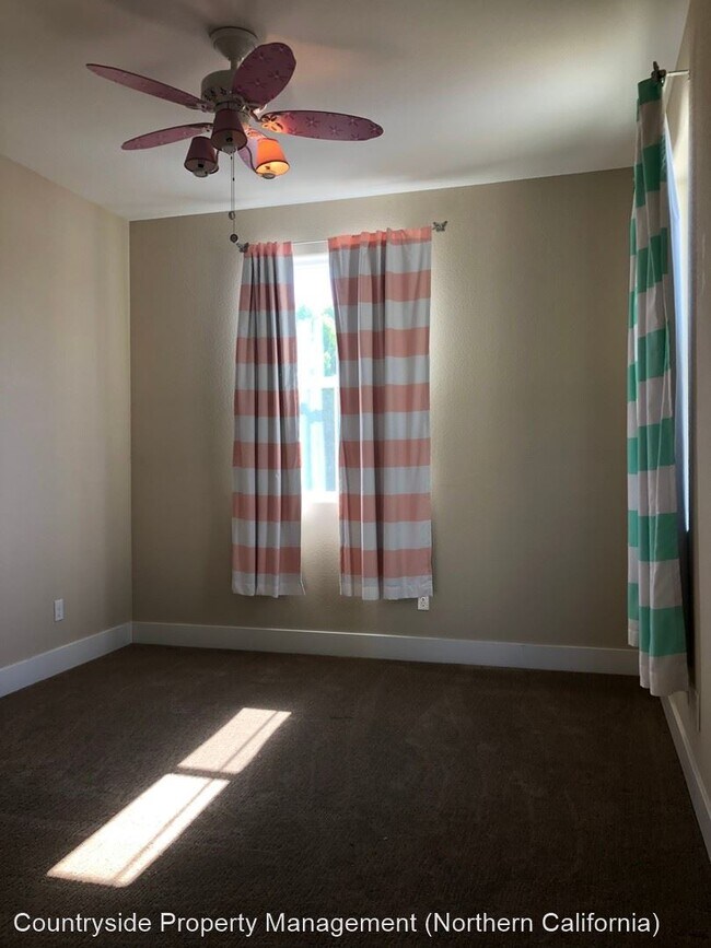 Building Photo - 3 br, 2.5 bath House - 9301 Vintner Circle