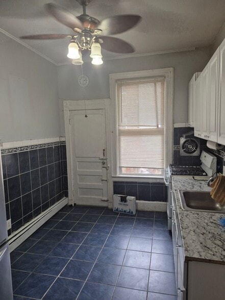 Building Photo - 330 New York Ave