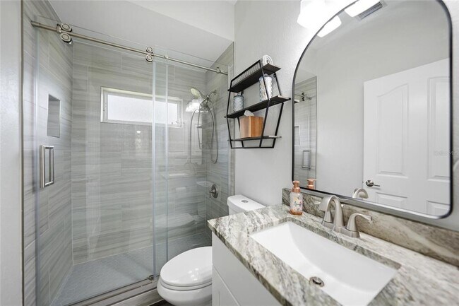 Building Photo - 2880 Vogler Ln