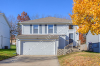 Building Photo - Beautiful 3 Bed 2 Bath Home in North KCMO-...