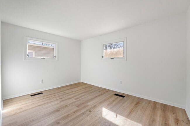 Building Photo - COMING SOON! Updated 3-Bedroom House