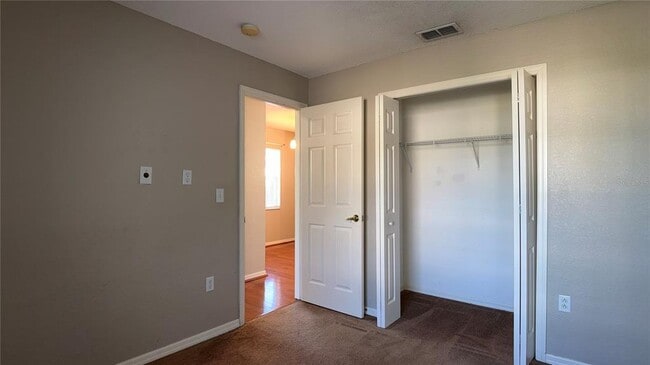 Building Photo - 717 Westwinds Dr