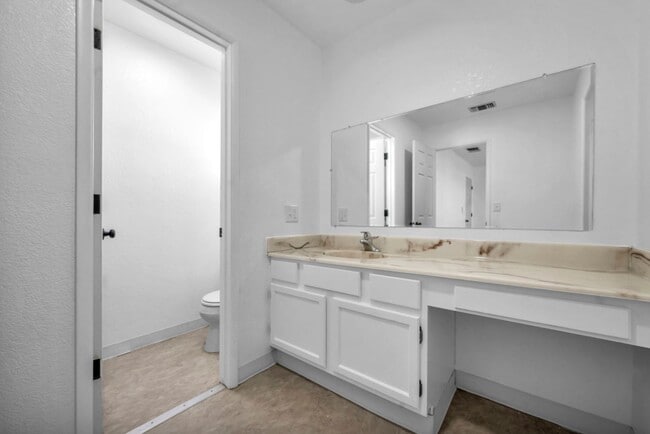 Building Photo - Country Living Single Story Home in Spanish Springs