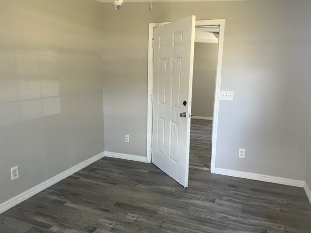 BEDROOM - 1418 Woodlawn Ave