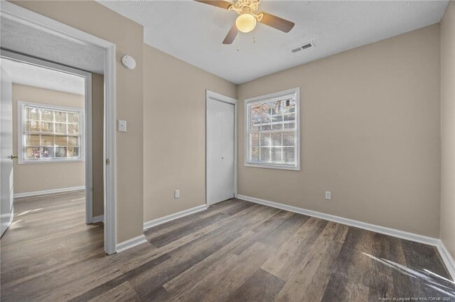 Building Photo - 735 Ashbrook Rd