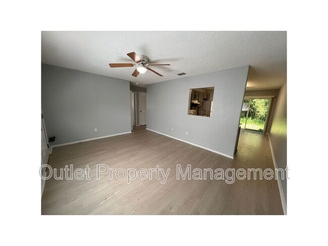 Building Photo - 430 S Hill Ave