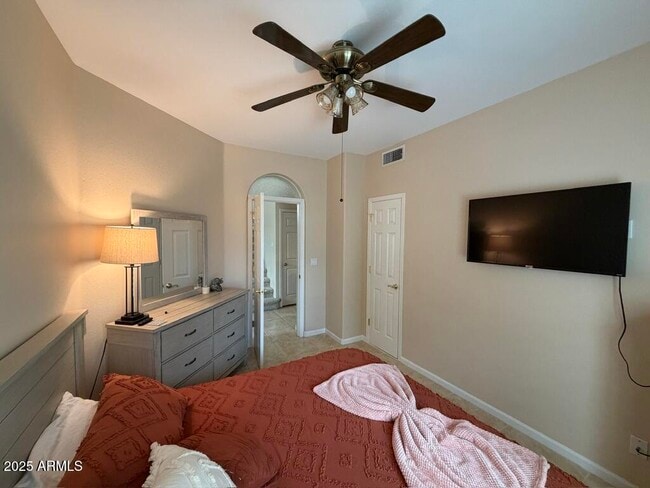 Building Photo - 9216 S 47th Pl