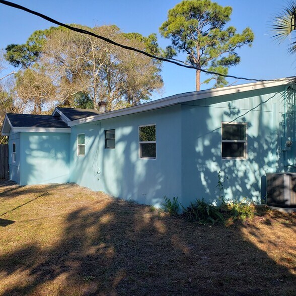 Building Photo - 7303 Roberts Rd