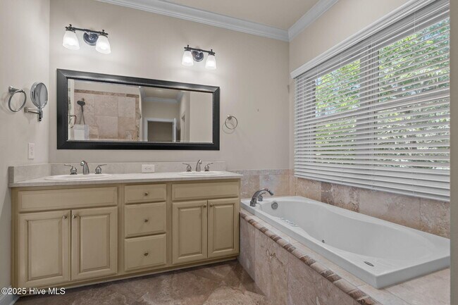 Building Photo - 254 Juniper Creek Blvd