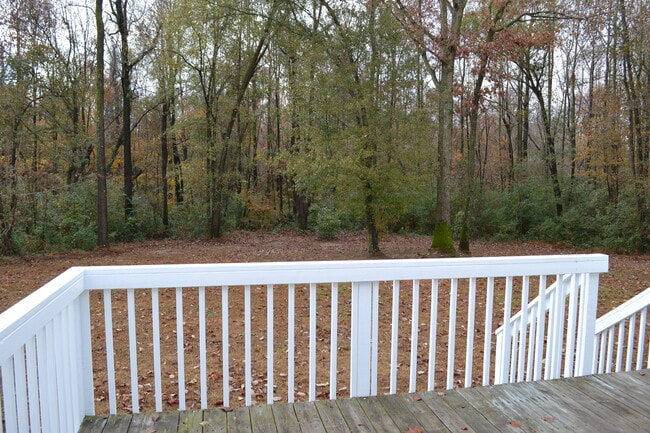Building Photo - Dogwood Estates