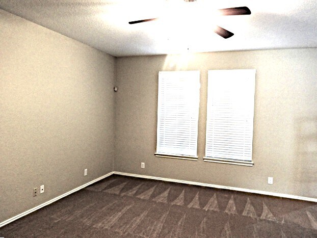 Building Photo - 12139 Karnes Way
