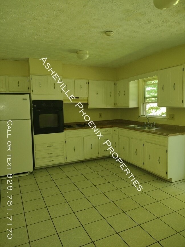 Building Photo - 509 Wilson Ave
