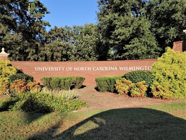 .5 miles to UNCW - 4210 Wilshire Blvd