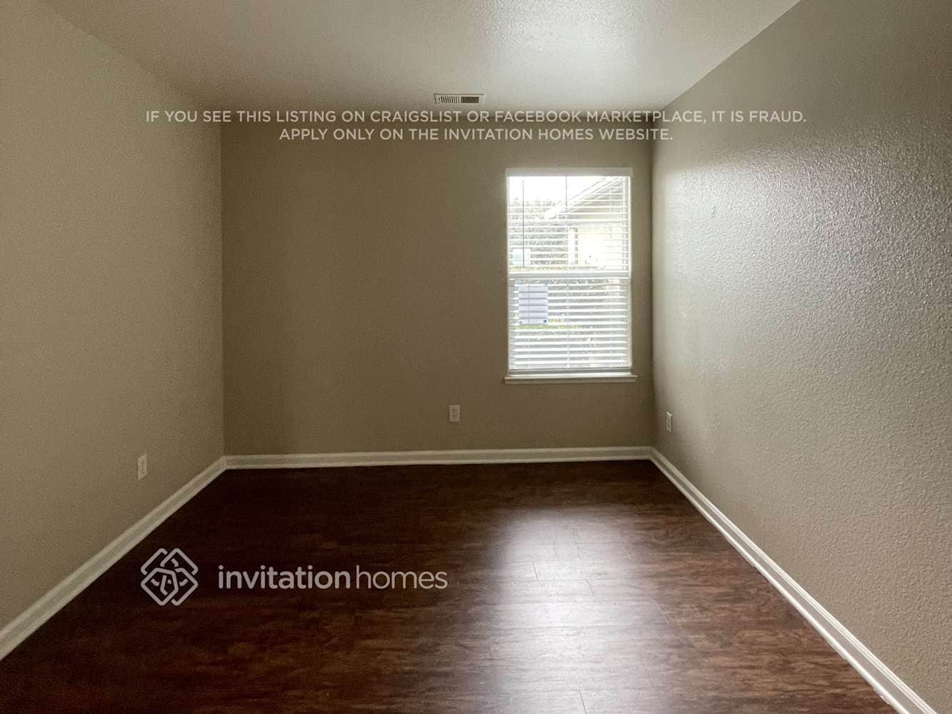 Building Photo - 3461 Presley Ave