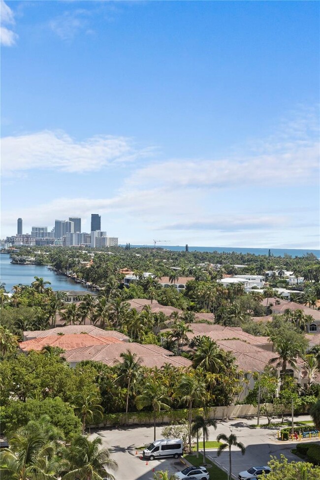 Building Photo - 19390 Collins Ave