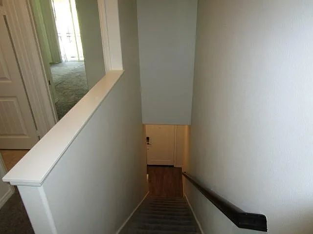 Building Photo - Beautiful Valencia Townhome in Desirable West Creek Community