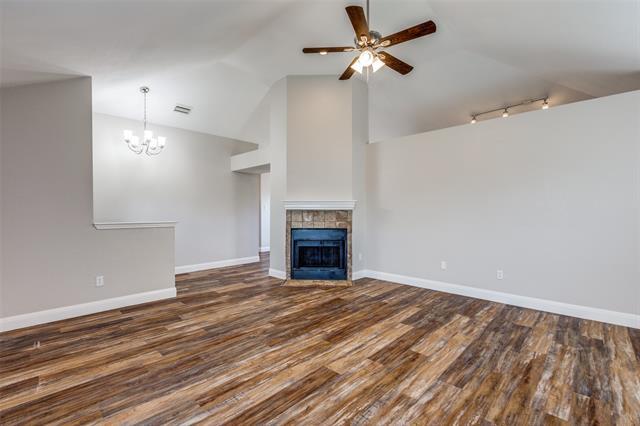 Building Photo - 3814 Drakestone Ave