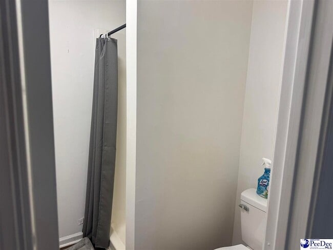 Building Photo - 1219 Brittany Dr