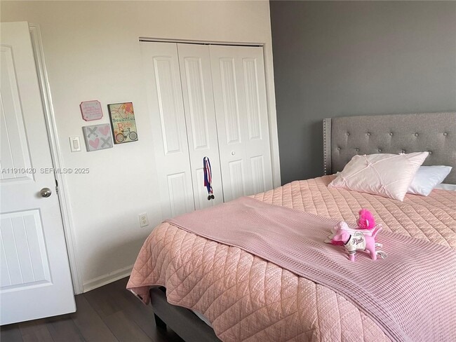 Building Photo - 27563 SW 139th Pl