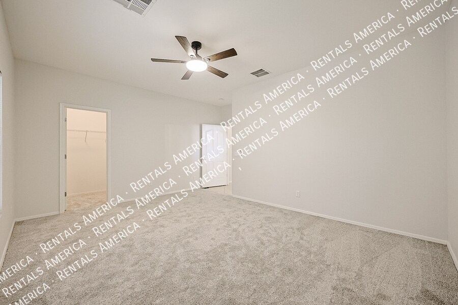 Building Photo - 15289 W Desert Hills Dr