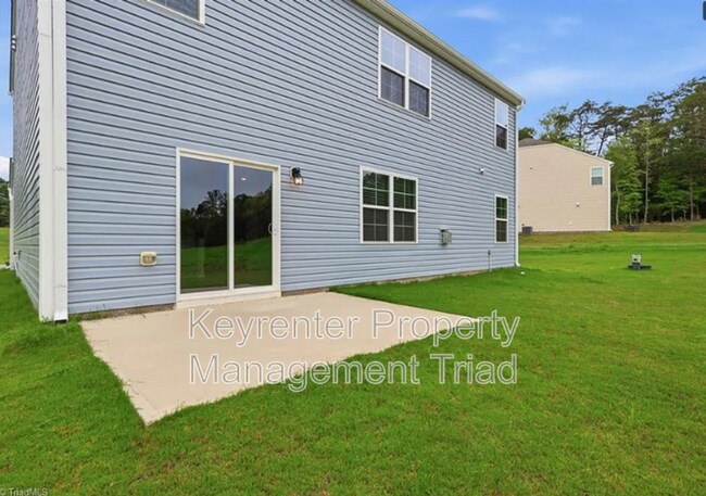 Building Photo - 7448 Buckpasser Dr