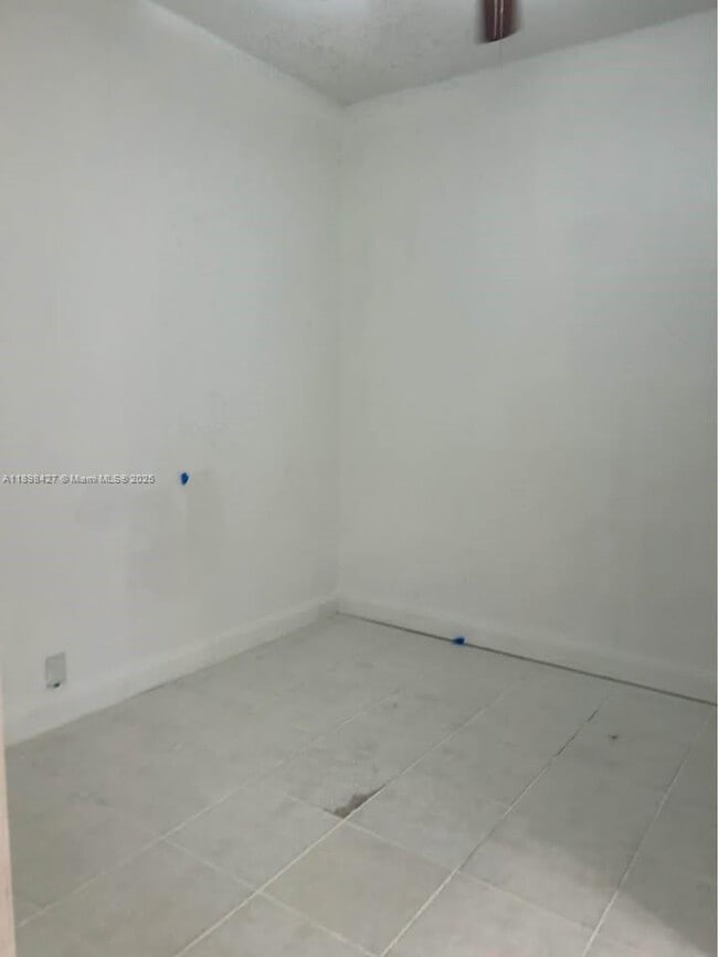 Building Photo - 205 NW 130th St