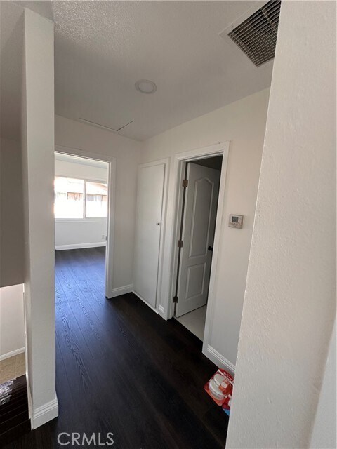Building Photo - 12803 Tomahawk Ln