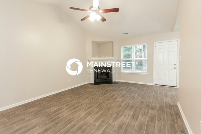 Building Photo - 2217 Genesis Dr
