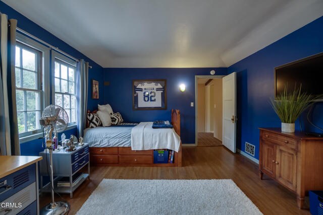 Building Photo - 584 Rosemont Ave