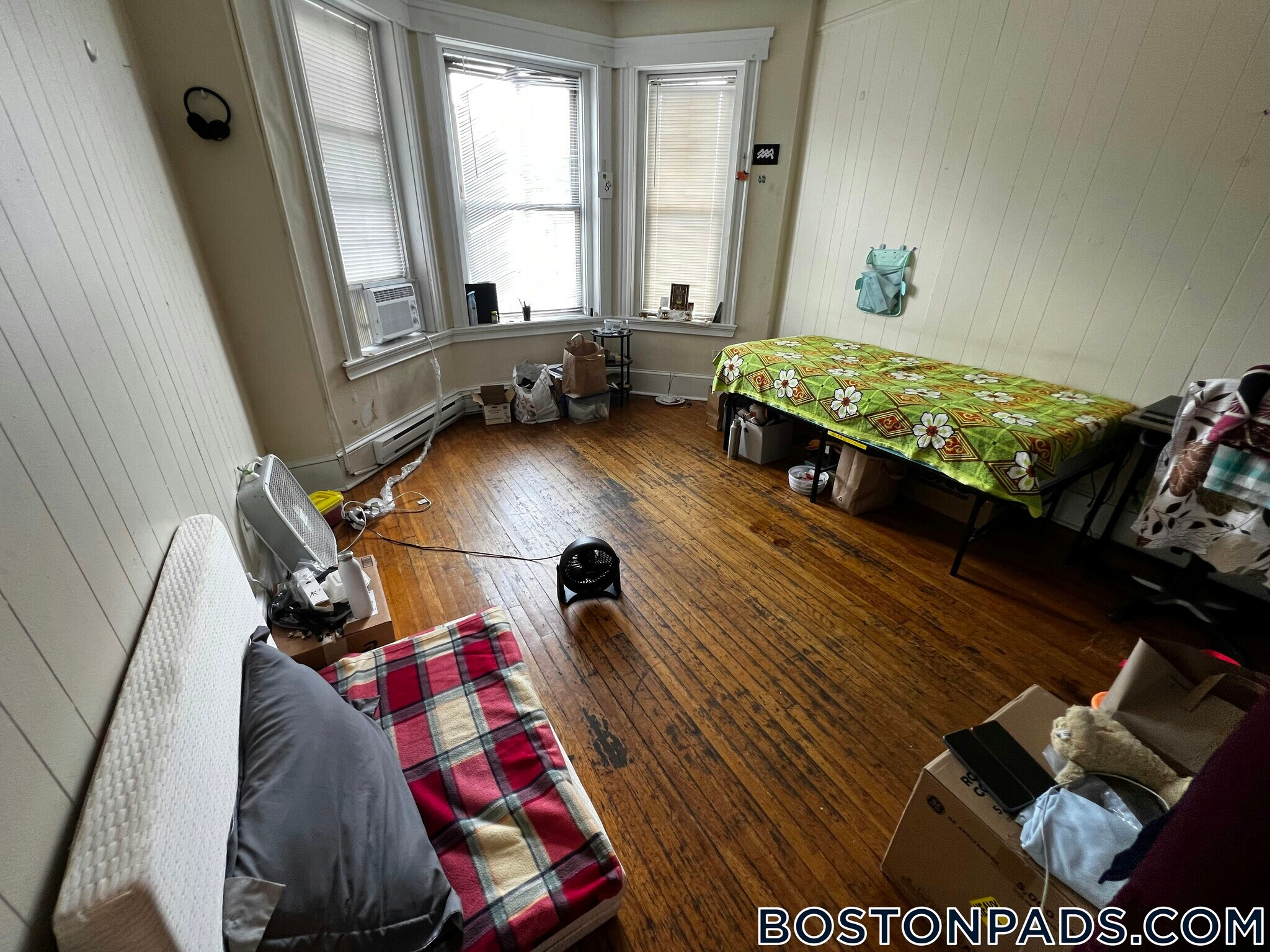 Building Photo - 881 Huntington Ave