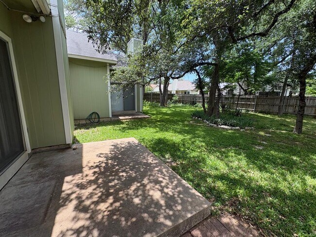 Building Photo - 12604 Hunters Chase Dr