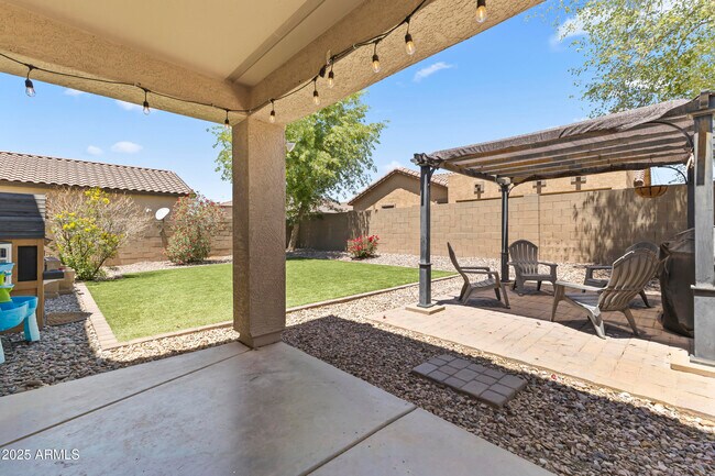 Building Photo - 18390 W Hayden Dr